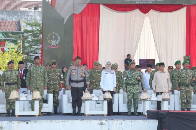 
 Kapolda Sulsel Hadiri Upacara Penetapan Komponen Cadangan Unsur ASN Pemprov Sulsel Tahun 2026