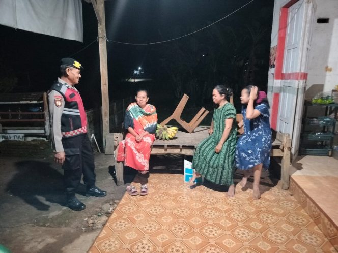 
 Patroli Biru Polsek Lamuru Jaga Situasi Kamtibmas Tetap Aman dan Kondusif.