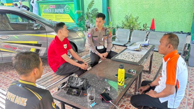 
 Polantas Menyapa Mappatabe, Edukasi Keselamatan Berlalu Lintas Untuk Pembina PKS MTs 1 Bone