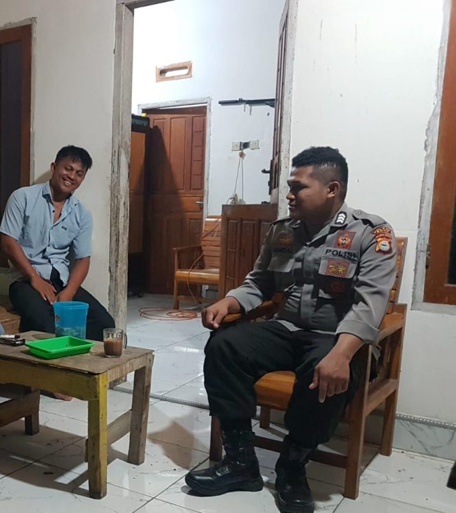 
 Aktif Sambang Wilayah, Brigadir Ambo Dalle Wujudkan Tanggung Jawab Bhabinkamtibmas di Tengah Masyarakat