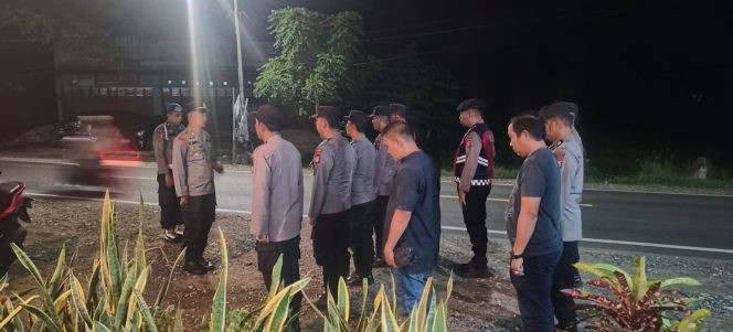 
 Kapolsek Awangpone Pimpin Apel Siaga Pengamanan Menjelang Hari Raya Idul Adha 1447 H