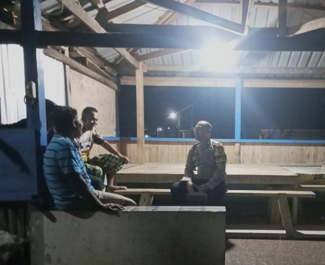 
 Bhabinkamtibmas Bripka Wiwin Susanto Sambangi Satkamling, Pererat Kemitraan dengan Warga Binaan