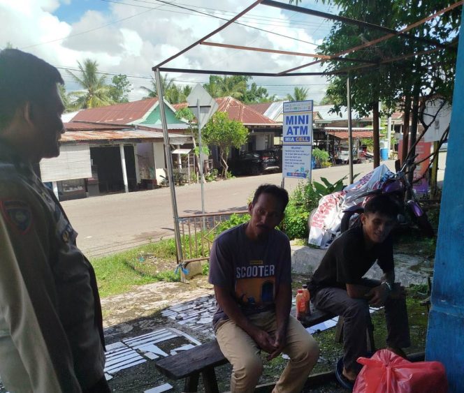 
 Pak Bhabin Menyapa dan Mengajak Warga Menjaga Kamtibmas Bersama Polri