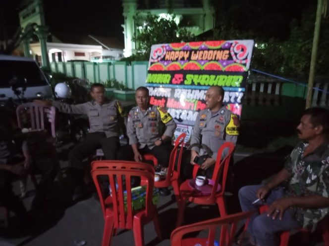 
 Wujud Pelayanan Prima, Polsek Tanete Riattang Amankan Kegiatan Masyarakat