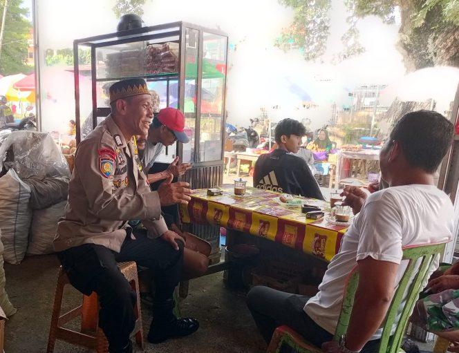 
 Sambang Humanis Jadi Kunci Bripka Muh. Tachdir Dekat dengan Warga