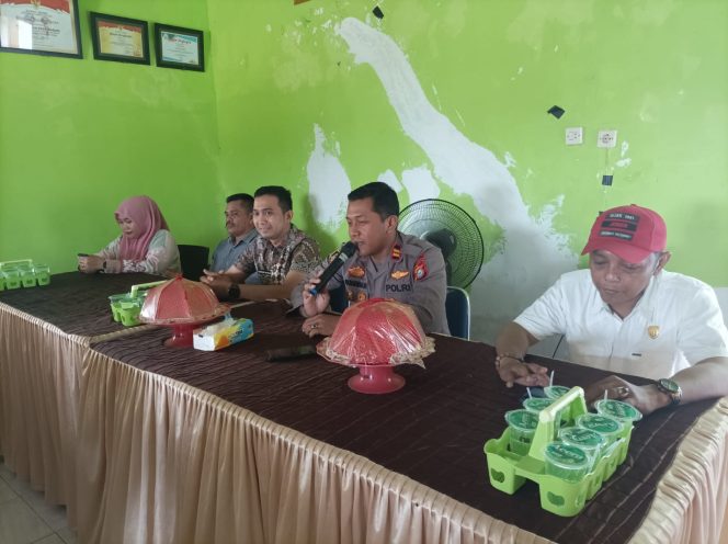 
 ‎Kapolsek Palakka Ikuti Kegiatan Monitoring dan Evaluasi ADD dan Dana Desa di Desa Maduri