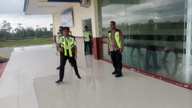 
 Polsek Awangpone Mengamankan Penerbangan Menuju Balikpapan Pada Hari Senin Pekan Kedua Juni 2026