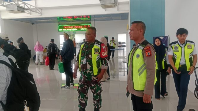 
 Polsek Awangpone Mengamankan Penerbangan Menuju Makassar Pada Hari Senin Pekan Kedua Juni 2026