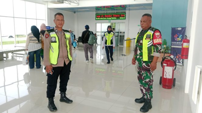 
 Polsek Awangpone Mengamankan Penerbangan Menuju Makassar Pada Hari Senin Pekan Ketiga Juni 2026