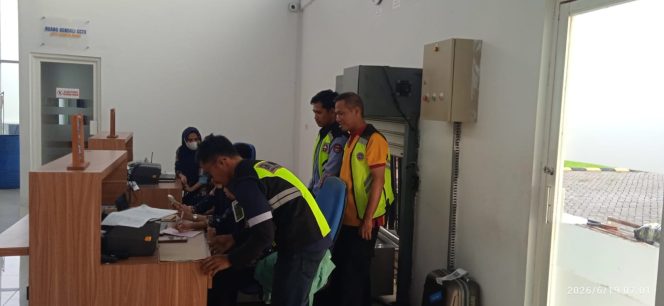 
 Polsek Awangpone Mengamankan Penerbangan Menuju Makassar Pada Hari Jumat Pekan Ketiga Juni 2026