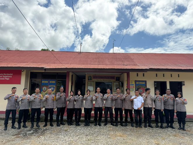 
 Polsek Awangpone Terima Kunjungan Tim Penilai Polres Bone Menyambut Hari Bhayangkara Ke-80