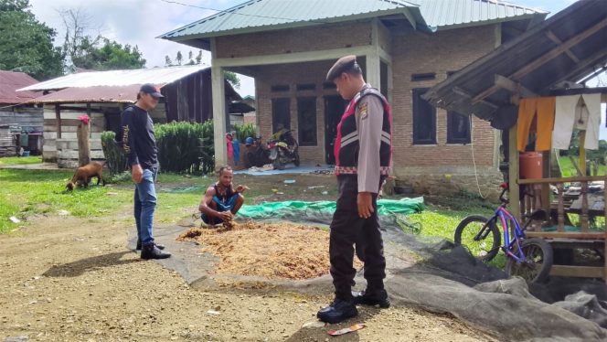 
 Aiptu Ilhamzah Kanit Sabhara Patroli Demi Jaga Situasi Kamtibmas  Polsek Tonra, Polres Bone