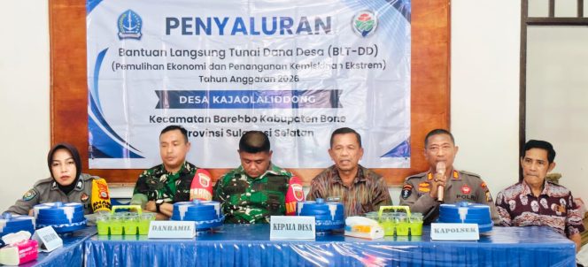 
 Kapolsek Barebbo Hadiri Penyaluran BLT-DD Desa Kajaolaliddong Triwulan II Tahun 2026