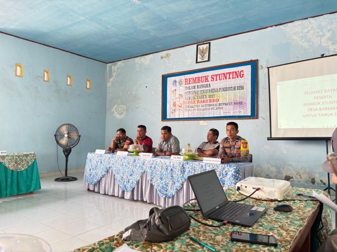 
 BHABINKAMTIBMAS POLSEK BAREBBO HADIRI REMBUK STUNTING PENYUSUNAN RKPDes TAHUN 2027 DI DESA BAREBBO