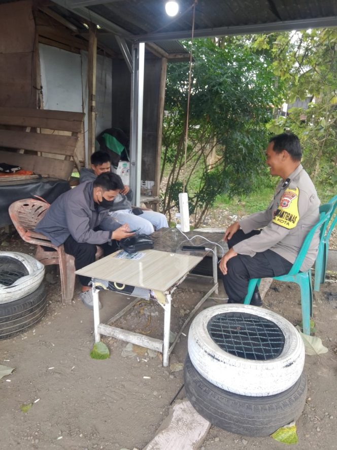 
 Hadir dan Mendengar, Aipda Andi Masriadi Bangun Kedekatan dengan Masyarakat Lewat Sambang Humanis