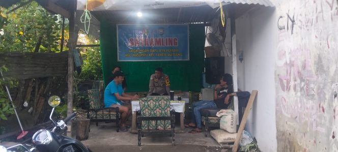 
 Satkamling Jadi Benteng Kamtibmas, Bripka Sultan Berikan Edukasi kepada Warga