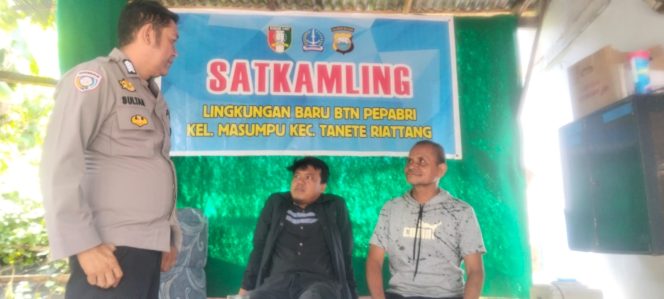 
 Bripka Sultan Intensif Laksanakan Pembinaan Satkamling, Perkuat Keamanan Bersama Warga