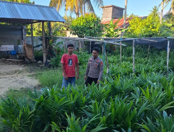 
 Membangun Kebersamaan Dalam Menjaga Keamanan, Bhabinkamtibmas ini Rutin Melaksanakan Sambang Desa