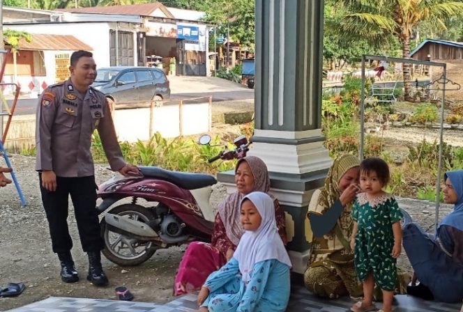 
 Menyapa Warga, Brigpol Maman Lakukan Sambang dan Dialog Kamtibmas