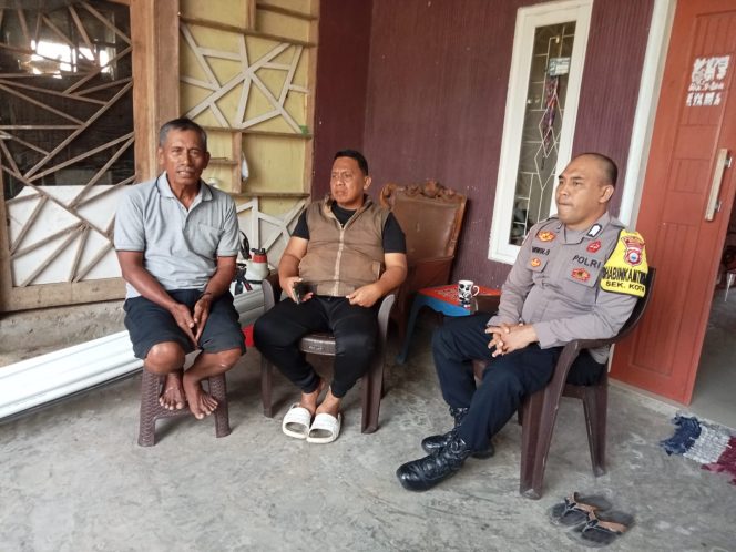 
 Hadir dari Rumah ke Rumah, Bripka Wiwin Susanto Bangun Kepercayaan Masyarakat Lewat Sambang