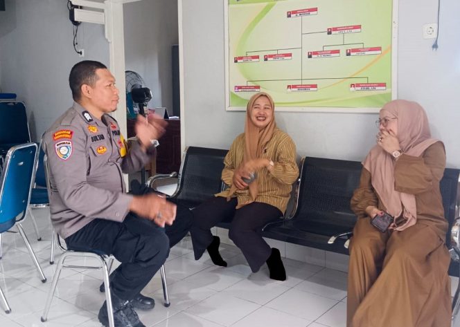 
 Melalui Sambang, Brigpol Sultan Temui Warga Wujudkan Polisi yang Profesional dan Dekat Dengan Warga