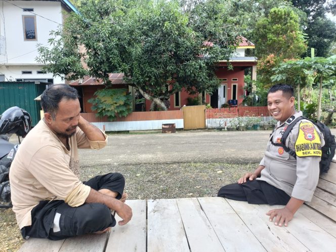 
 Bhabinkamtibmas Garda Terdepan, Aipda Hamdan Perkuat Kedekatan dengan Warga Melalui Sambang