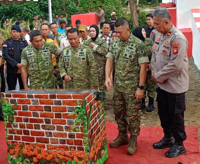 
 ‎Wakapolres Bone Hadiri Peresmian Jembatan Perintis Garuda Negara Hadir Untuk Rakyat di Awangpone