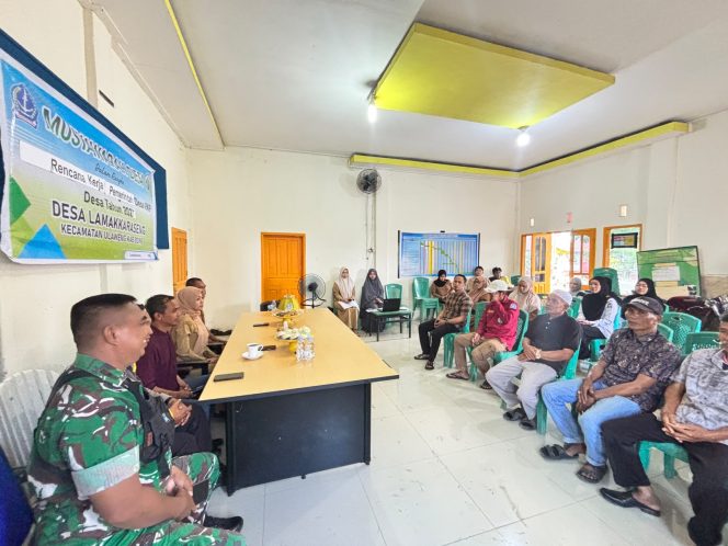 
 Bhabinkamtibmas Polsek Ulaweng Hadiri Musyawarah Desa Penyusunan RKP Desa Tahun 2027