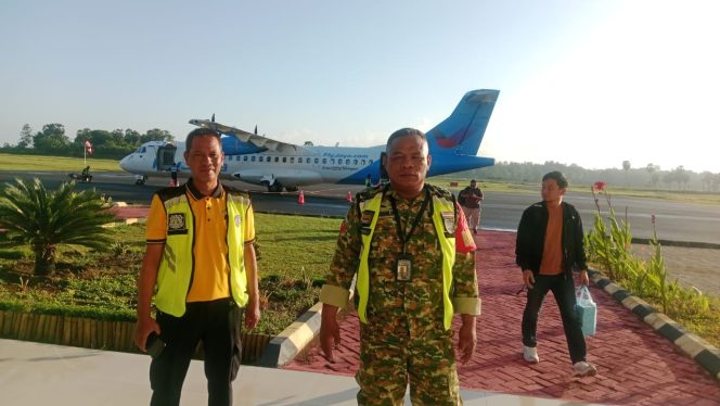 
 ‎Polsek Awangpone Mengamankan Penerbangan Menuju Kendari Pada Jumat Pekan Kedua Juli 2026