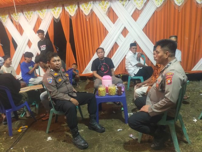 
 ‎Kepolisian Sektor Awangpone Polres Bone Laksanakan Pengamanan Pesta di Dusun Awangnipa