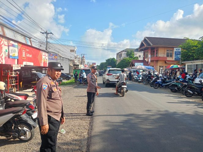 
 ‎Kepolisian Sektor Awangpone Polres Bone Pengamanan Pasar Paccing