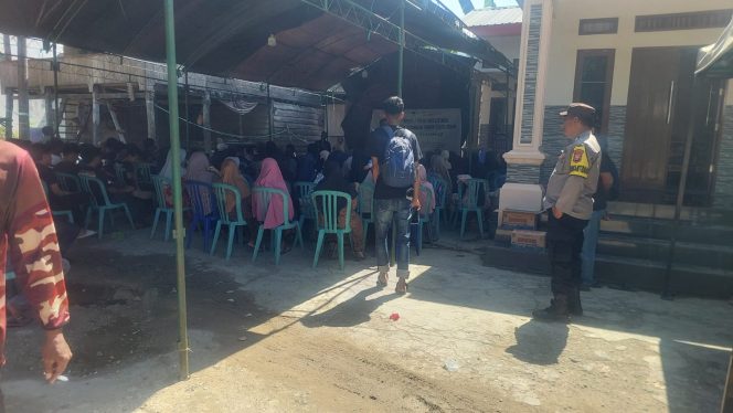 
 ‎Bhabinkamtibmas Polsek Awangpone Hadiri Kegiatan Reses Anggota DPRD Provinsi Sulawesi Selatan di Desa Kading