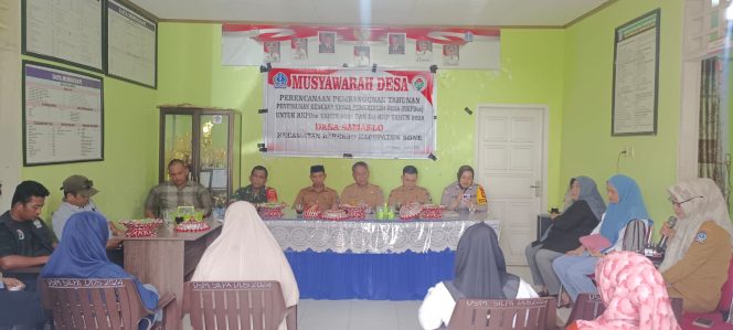 
 Bhabinkamtibmas Polsek Barebbo Hadiri Musyawarah Desa Penyusunan RKPDes Tahun 2027 di Desa Samaelo