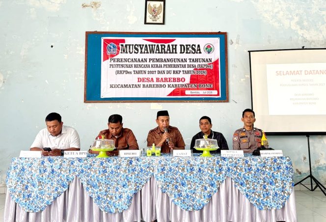 
 Bhabinkamtibmas Polsek Barebbo Hadiri Musyawarah Desa Penyusunan RKPDes Tahun 2027 Desa Barebbo