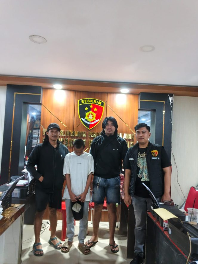 
 Gerak Cepat URC Satreskrim Polres Bone Ungkap Kasus Pencurian di Masjid, Pelaku Berhasil Diamankan