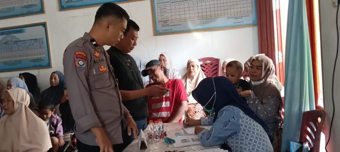 
 Polri Hadir Dukung Program Kesehatan Masyarakat Melalui Tracing TBC Terpadu