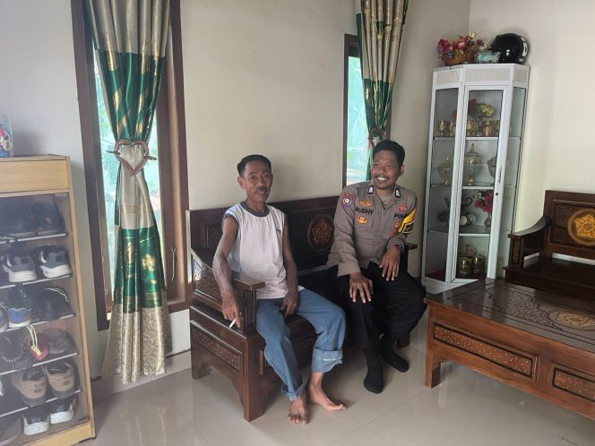 
 Bangun Kebersamaan Bersama Warga, Brigpol Rudianto Lakukan Sambang Sambil Berdialog