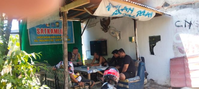 
 Bersama Warga Jaga Keamanan, Bripka Sultan Perkuat Sinergi Melalui Satkamling