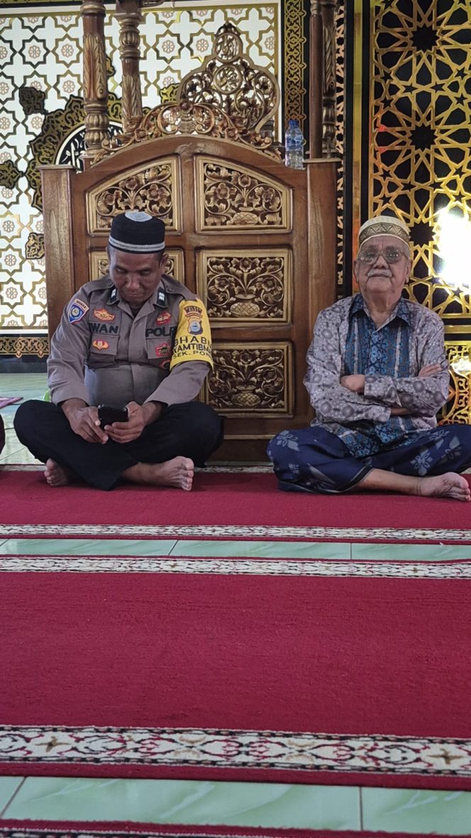 
 Peringatan maulid nabi Muhammad Saw didesa Pattimpa, dihadiri oleh Bhabinkamtibmas Polsek Ponre