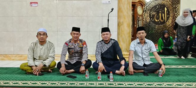 
 ‎Kapolsek Awangpone Hadiri Peringatan Maulid Nabi Muhammad SAW di Desa Lappoase