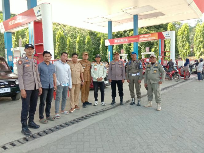
 Polsek Ulaweng Pantau Pertamina, Tergabung dalam Tim Pemantau Kabupaten Bone