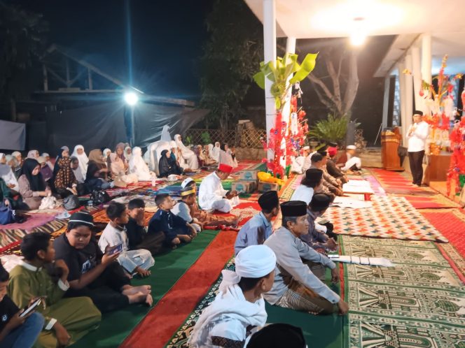 
 Kapolsek Ulaweng Hadiri Peringatan Maulid Nabi Muhammad SAW di Kediaman Warga