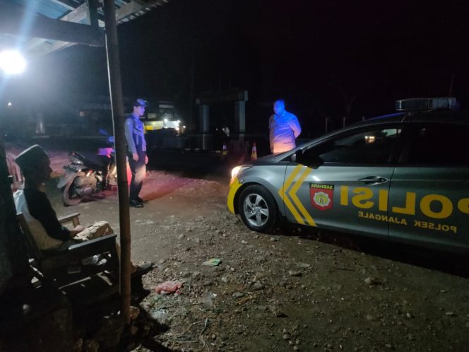 
 Patroli Biru Polsek Ajangale, Langkah Preventif Jaga Keamanan dan Ketertiban