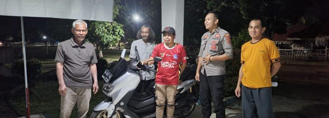 
 Rutin Jaga Situasi Kamtibmas Aiptu Jamal Lakukan Sambang ,Polsek Tonra , Polres Bone