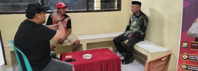 
 Kanit Reskrim Polsek Tonra ,Mediasi Sengketa Lahan , Guna Cegah Kriminalitas, Polres Bone