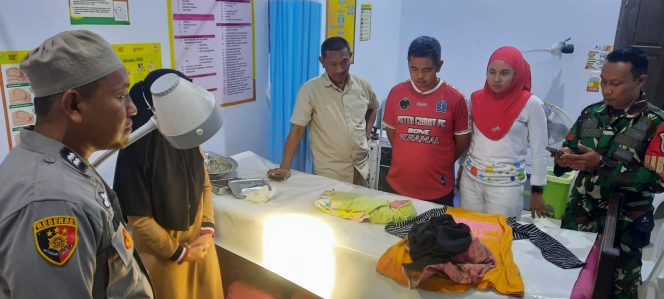 
 Respon Cepat, Kapolsek Barebbo Bersama Anggota Datangi TKP Penemuan Bayi di Dusun Kading