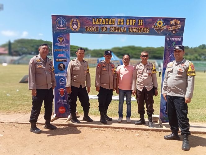 
 Polsek Tanete Riattang Pastikan Hari Ketiga La Patau FS Cup II Berlangsung Kondusif