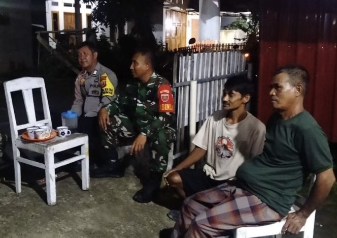 
 Sambang Malam Jadi Langkah Preventif Bhabinkamtibmas Cegah Gangguan Kamtibmas