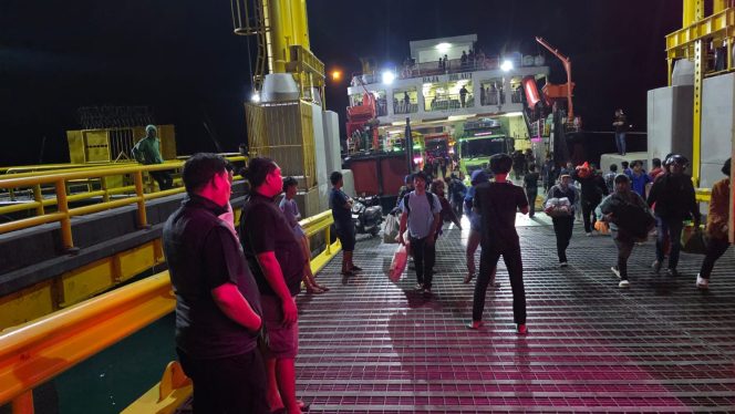 
 Satresnarkoba Polres Bone Perketat Pelabuhan Bajoe, Cegah Narkoba Masuk Lewat Jalur Laut