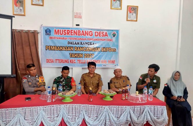 
 Memajukan Pembangunan Desa, Bripka Idrus Hadiri Musrenbang Penyusunan RKPDes Desa Itterung